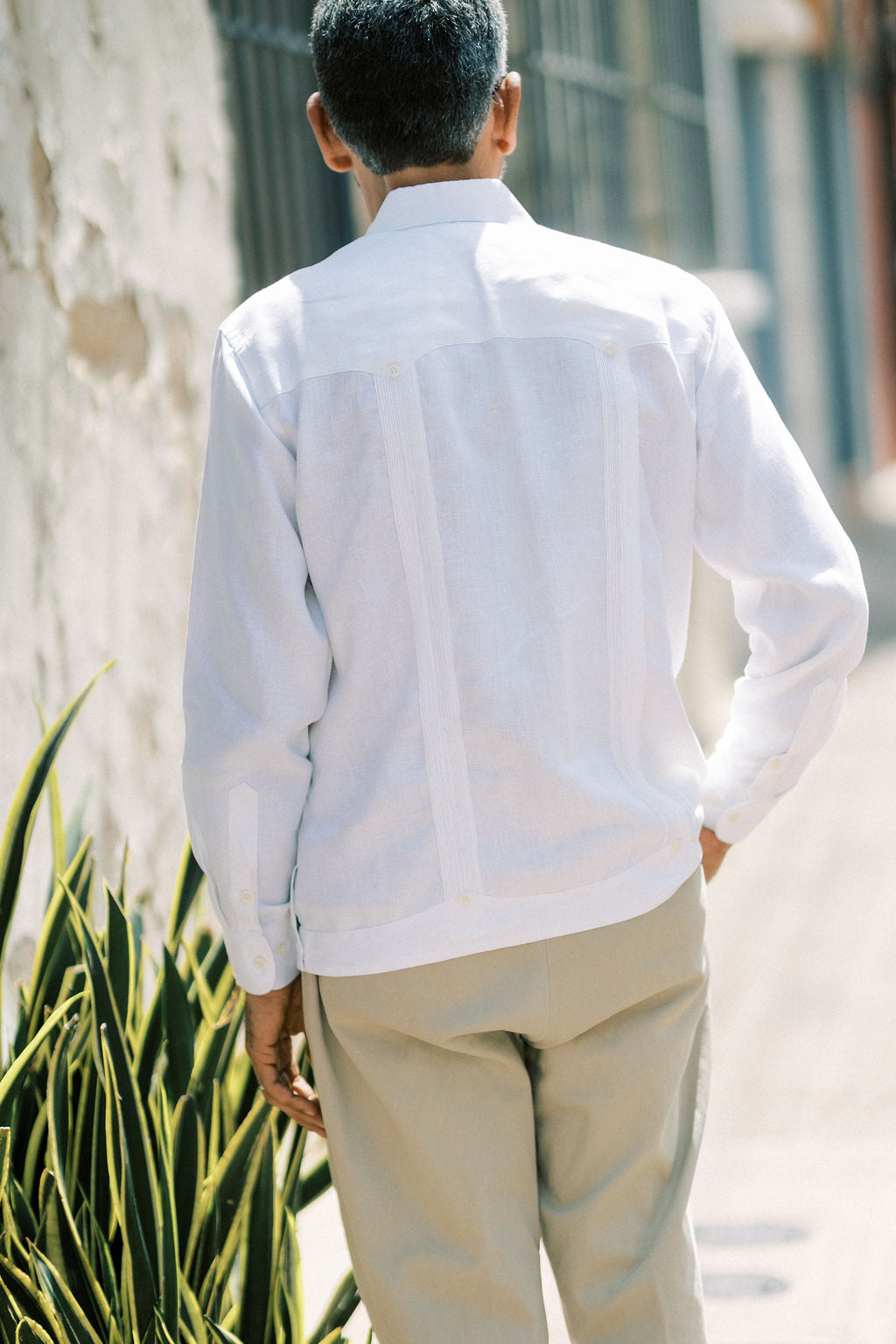 LINEN CHACABANA / GUAYABERA